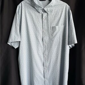 Travis Mathew Light Blue Short-Sleeve Button-Down with Micro Pattern